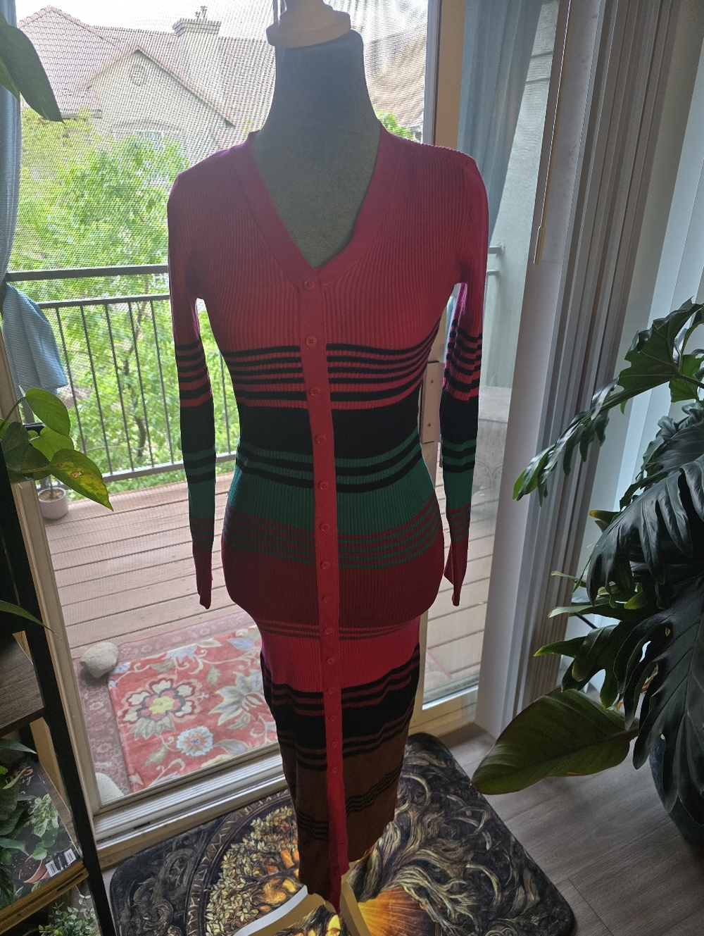 Fitted V-Neck Button-Down Knit Dress in Pink and Green
